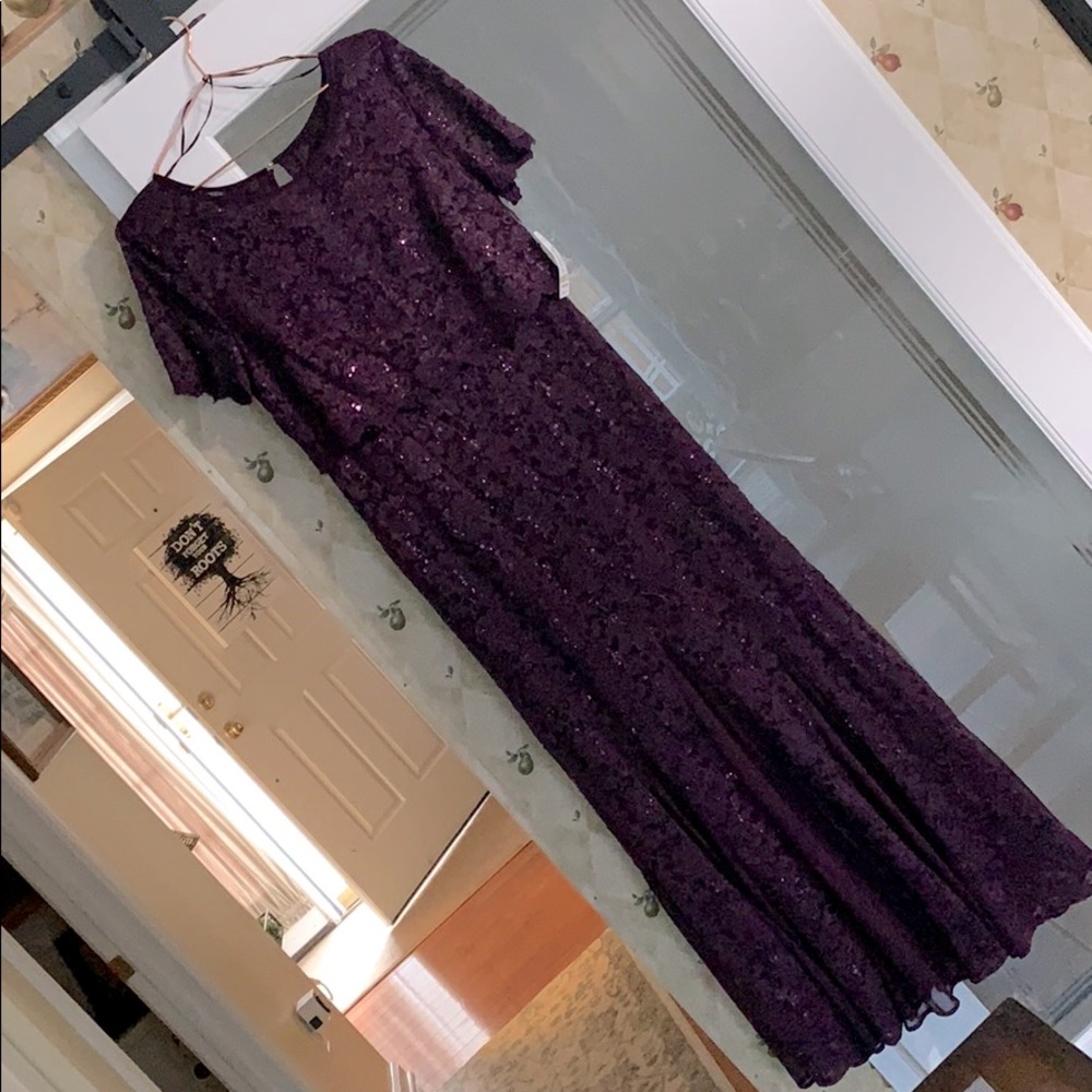 NWT R&M Richards Full Length Sequence Dress